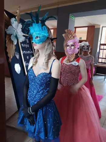 12191f96-c3b2-42b0-ba1e-6ee5584f9166