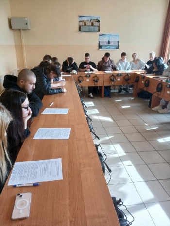 1c81d95c-9a7d-4f05-988f-b2470f1f2758