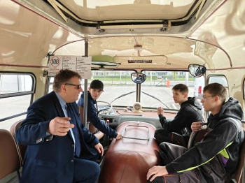 9a3dc73b-3a3f-4b62-a54c-5996c4e419c2